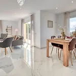 Villa Costacabana - La Luna
