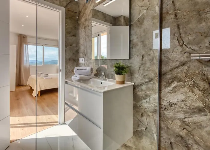 Costacabana - La Luna * 료렛 드 마르